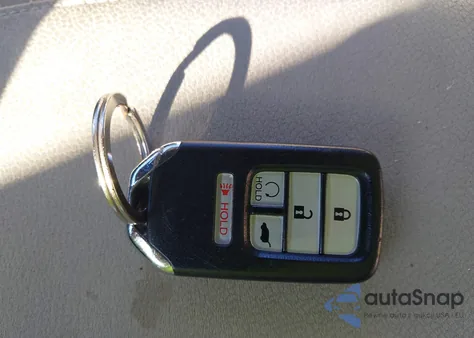 2019 Honda Cr-V Ex z USA, uszkodzony, nr VIN 5J6RW1H56KL002648